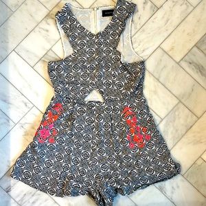 MinkPink boutique label short romper-Size S